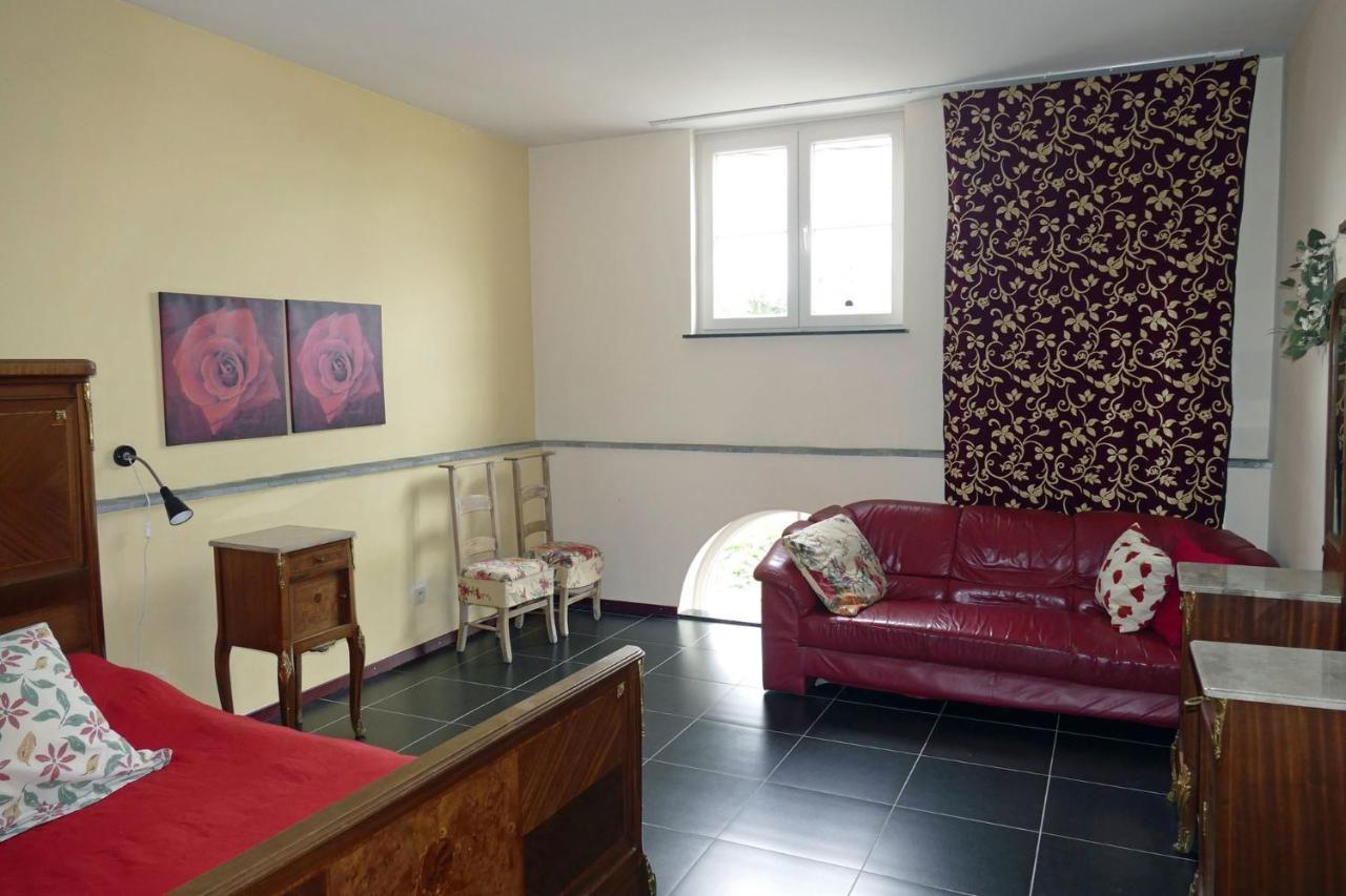 Appartamento De Oude School Visé Esterno foto